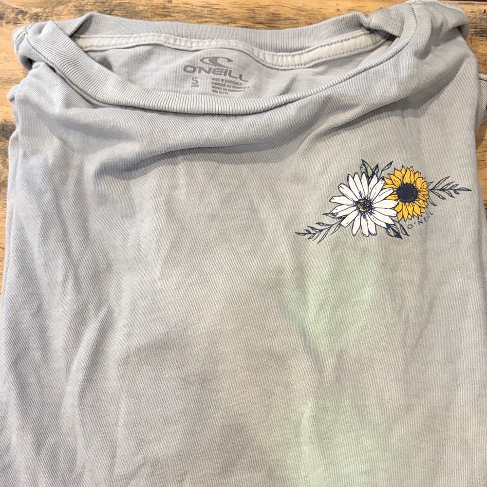 O'Neill Light Gray Long Sleeve with Floral Design